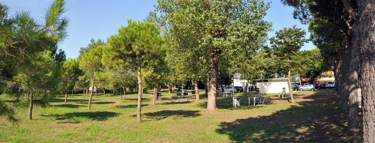 Casa Marina Bruno E Paola Mari Hotel Caorle Bagian luar foto