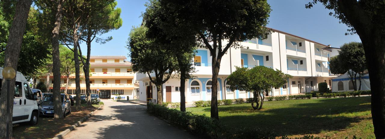 Casa Marina Bruno E Paola Mari Hotel Caorle Bagian luar foto